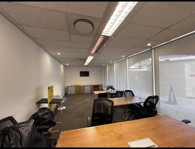 381M² OFFICE TO LET IN CLAREMONT